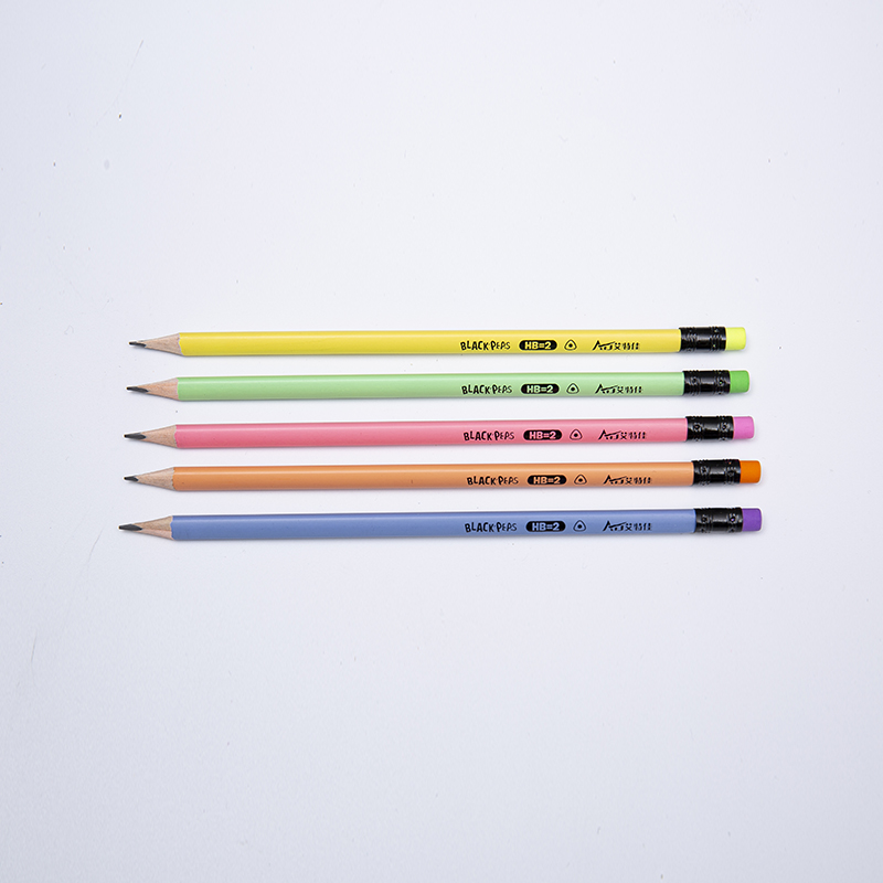 Macarons HB Graphite Crayons avec effacements