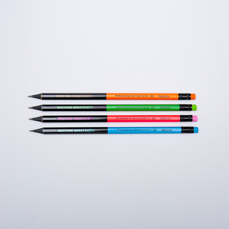 Crayons professionnels en bois noir 2B avec des gomme