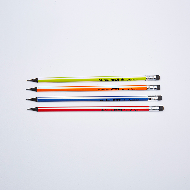 Crayons à graphite HB rayés en bois noir avec gommes à crayon
