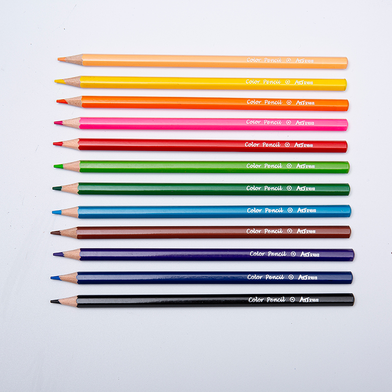 Crayons aquarelle en bois hexagonaux pour étudiants